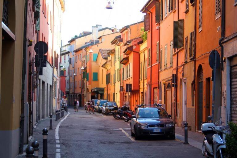 La Maison Du Bonheur Bologna Luaran gambar